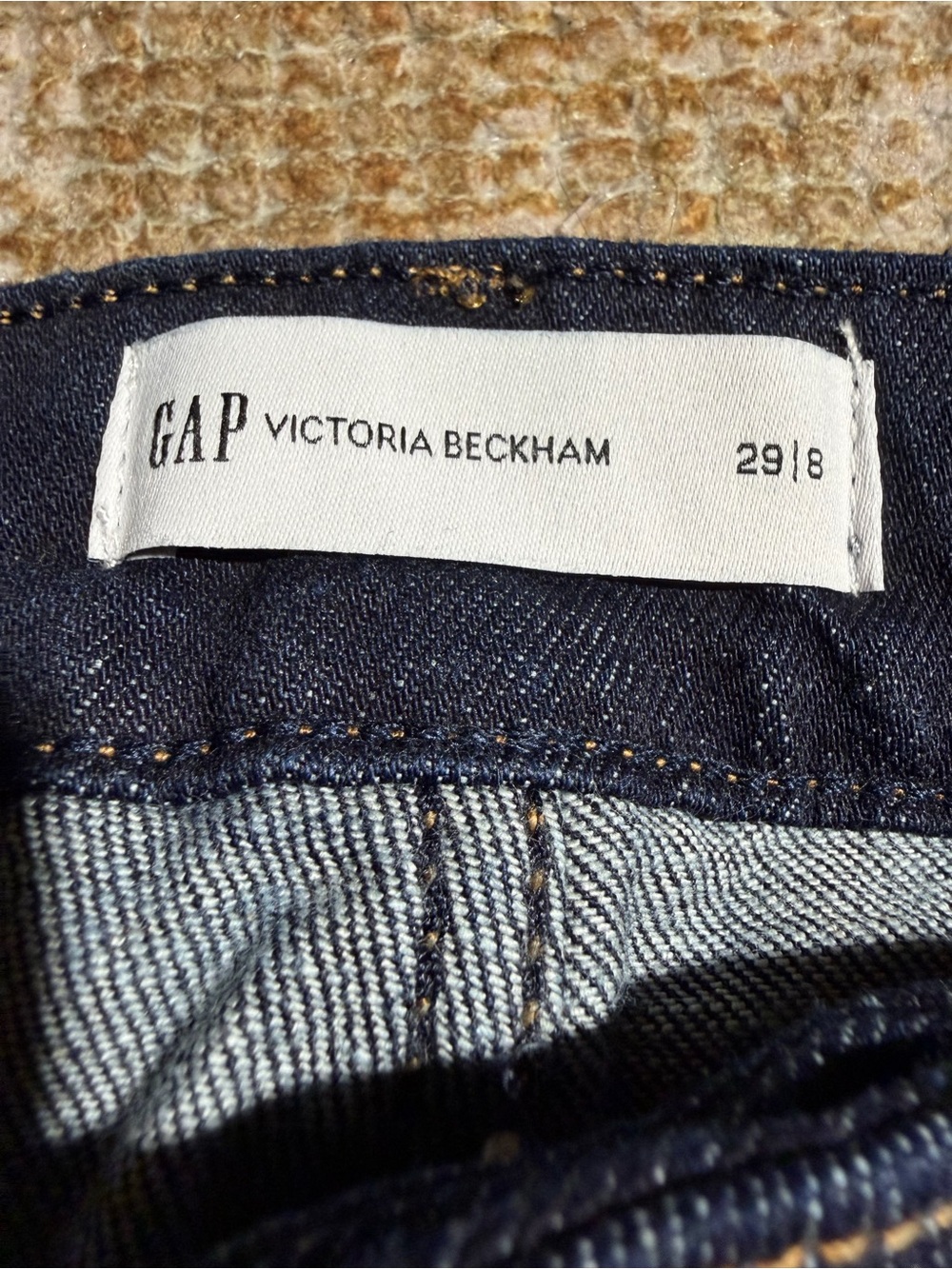 Gap x Victoria Beckham Low Rise Capri Jeans - Picture 2 of 5